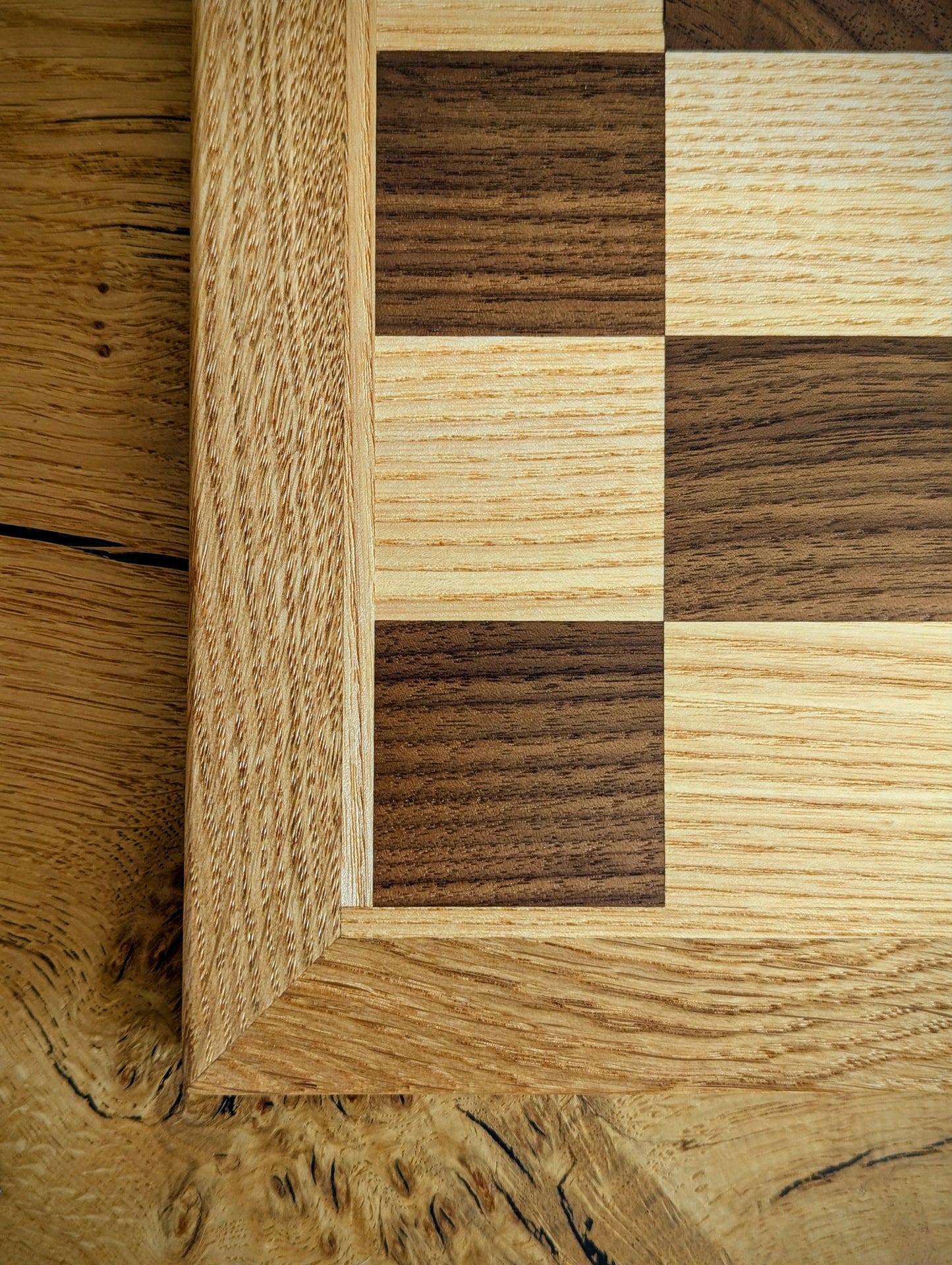 Large Chess set Ash-Walnut-Oak & Pieces