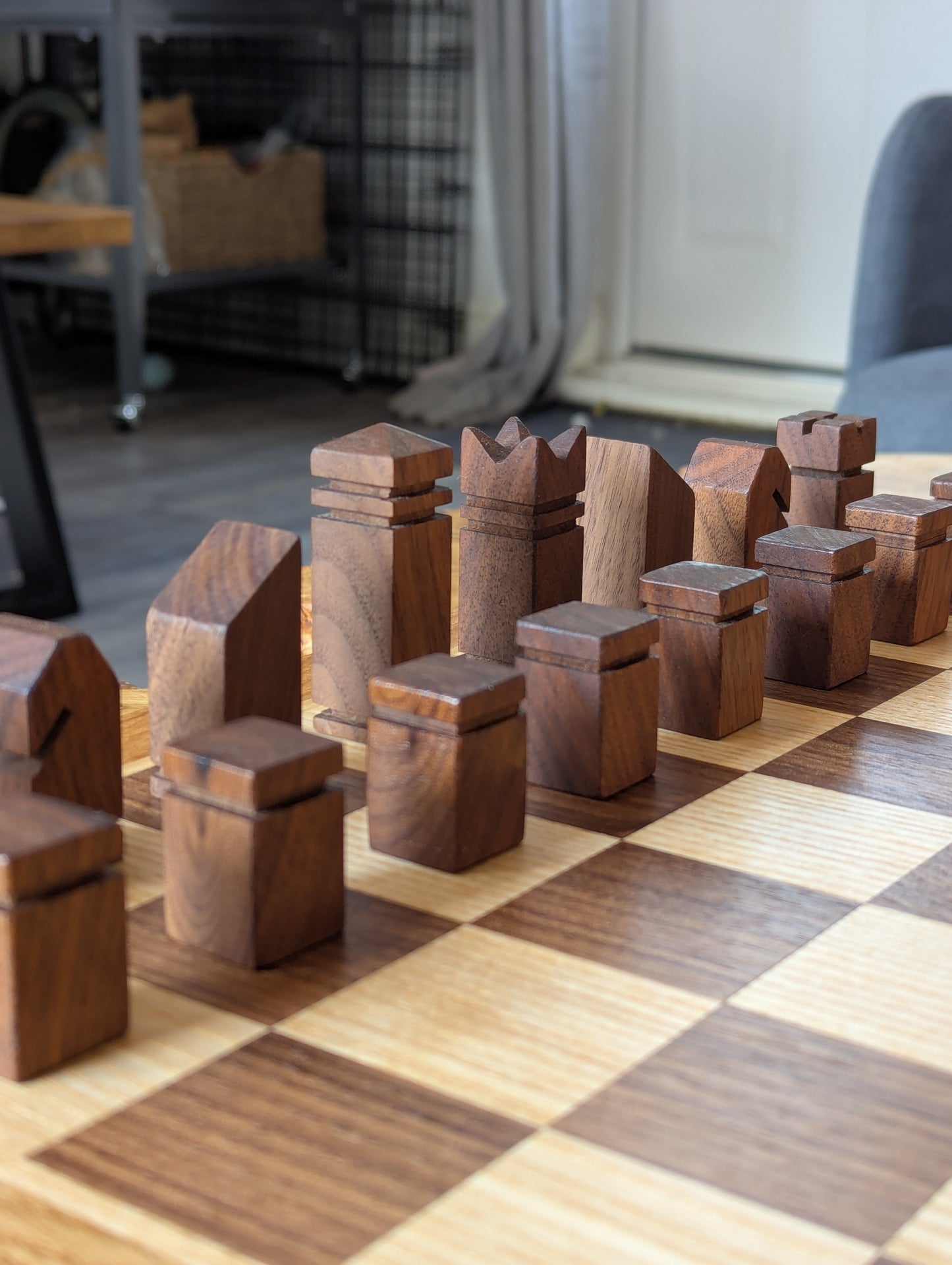 Large Chess set Ash-Walnut-Oak & Pieces