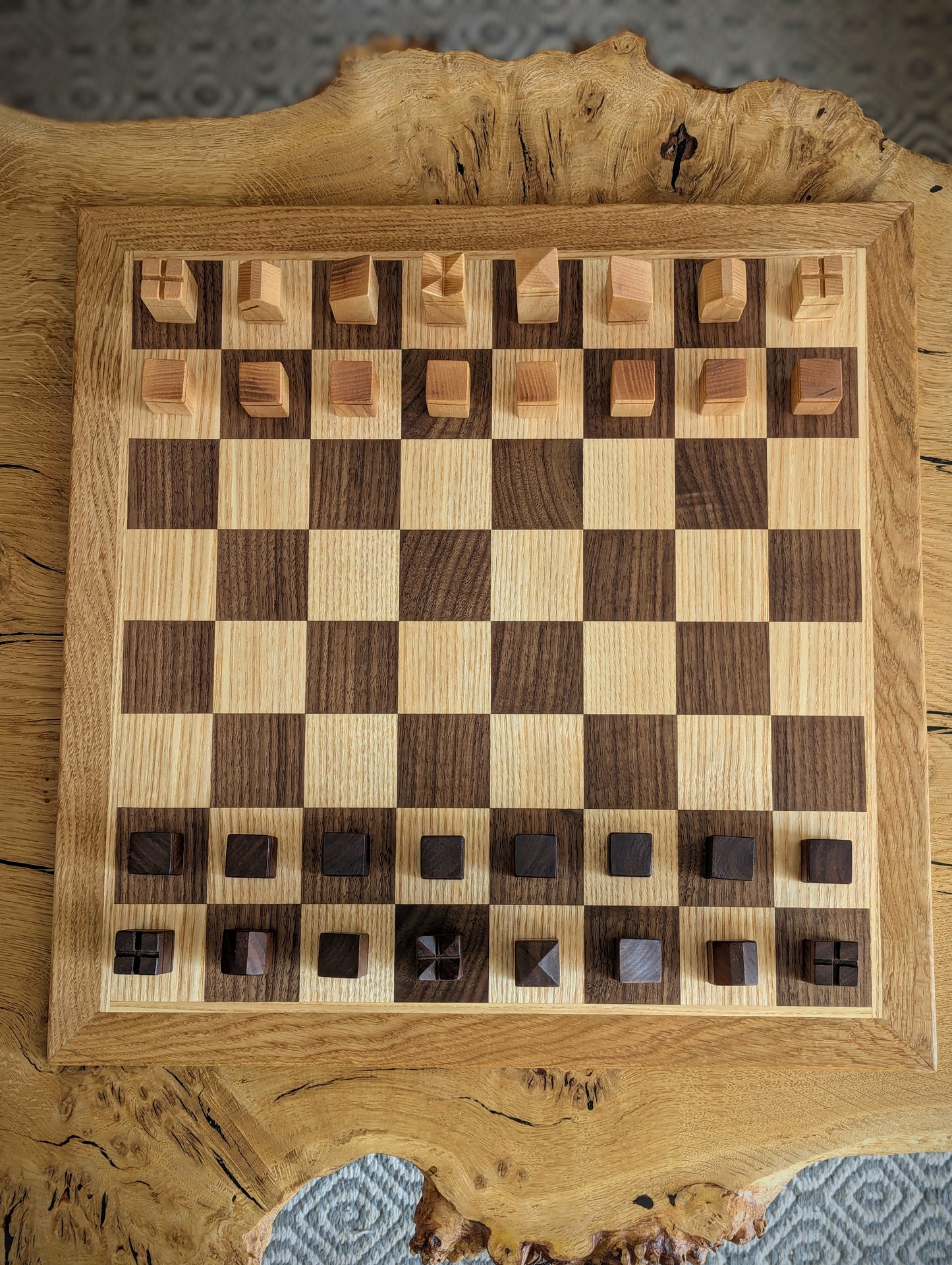 Large Chess set Ash-Walnut-Oak & Pieces