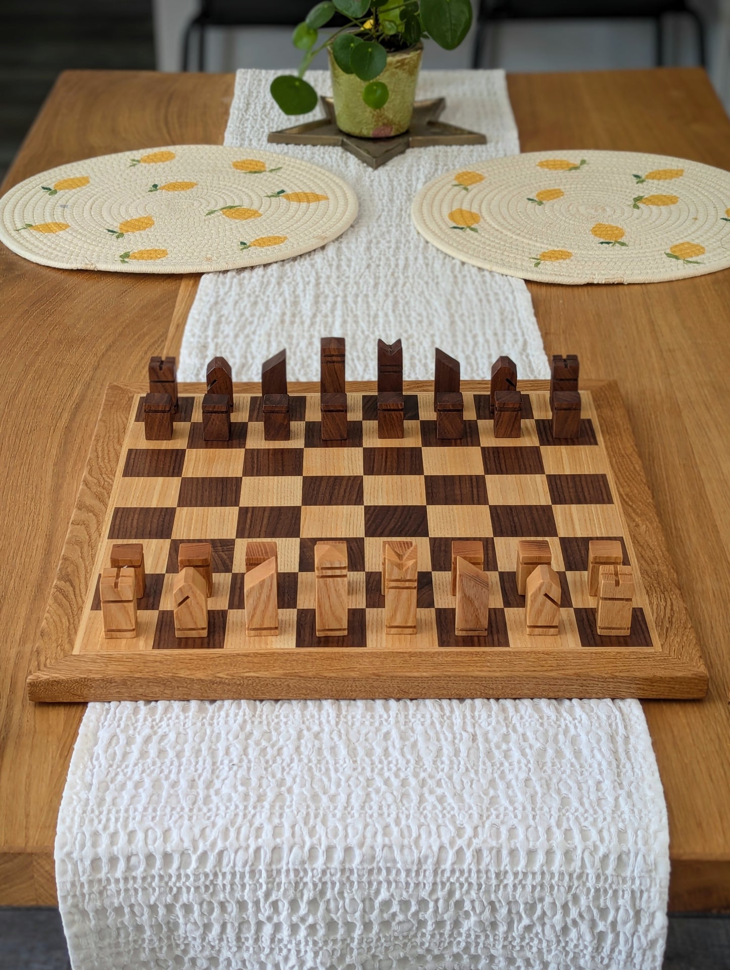 Large Chess set Ash-Walnut-Oak & Pieces
